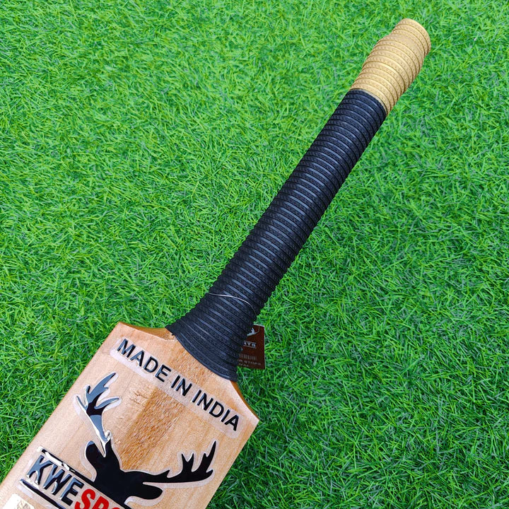 Bandook Venom Hard Tennis Cricket Bat 9008