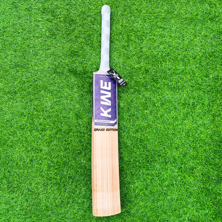 Bandook Vk 18 Grand Edition Leather Ball Cricket Bat 9016