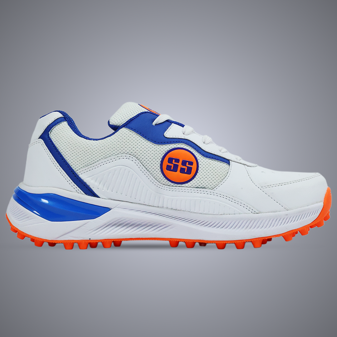 SS Master Cricket Shoes
